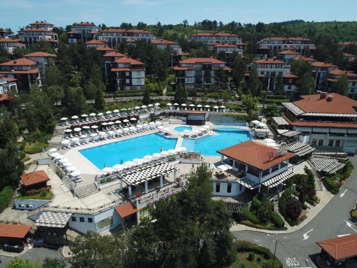 Eve Santa Marina Apartments - Sea, Pools, Relax سوزوبول المظهر الخارجي الصورة